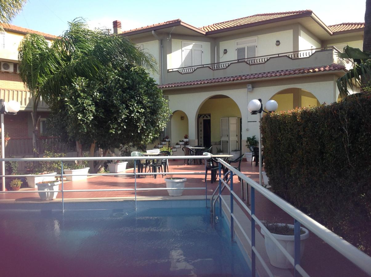 Hotel La Villa Misterbianco Eksteriør bilde